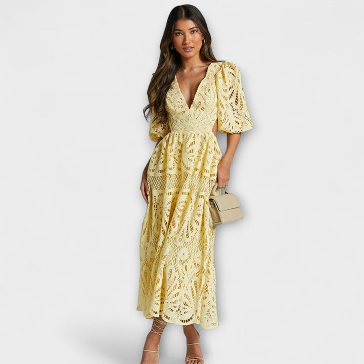 Marini | Abito elegante con dettagli raffinati