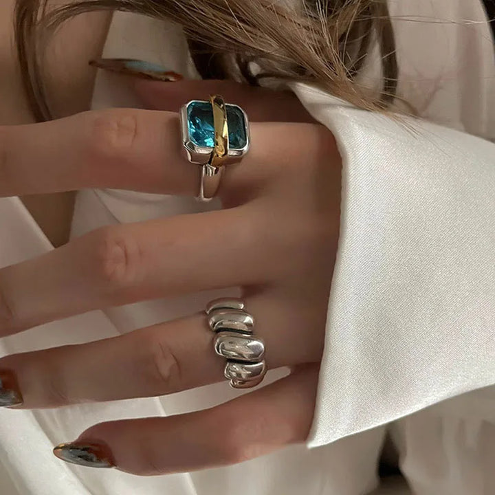Marini | Raffinato anello con zircone blu
