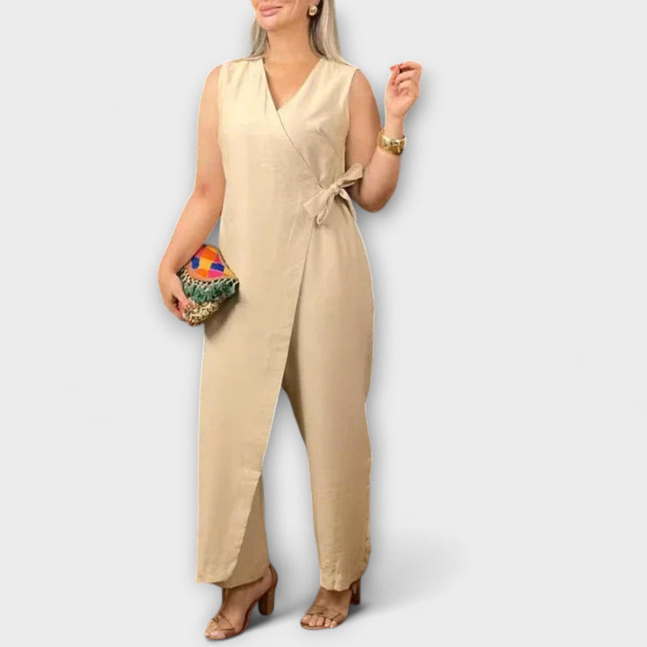 Marini | Tuta elegante con scollatura a V